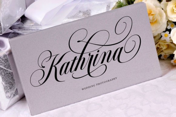 Bridgerton-Fonts-86859932-5-580x386 (2)